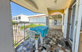 NOVI VINODOLSKI — Quality house with 4 apartments near the center for 269,000 €