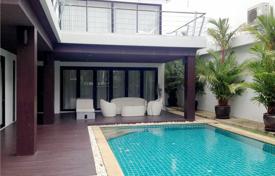 Cozy 3-bedroom villa for sale in Phuket, Thailand with private pool for $600,000