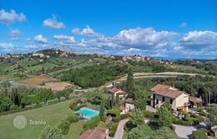 10-bedroom country house 1,174 m² in San Gimignano for 2,250,000 €