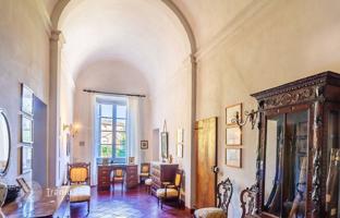9-bedroom villa 950 m² in Sassetta for 1,200,000 €