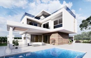 New villa with a swimming pool and a garden at 500 meters from the beach, Pyla, Cyprus for 1,350,000 €