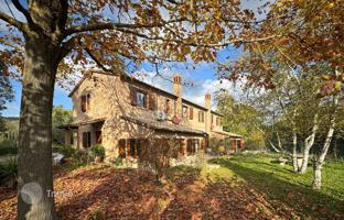 6-bedroom country house 718 m² in Chianciano Terme for 880,000 €