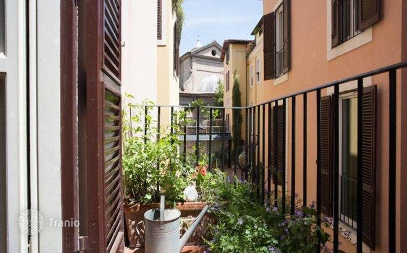 Apartment for sale in Rome, Italy — listing #1420625