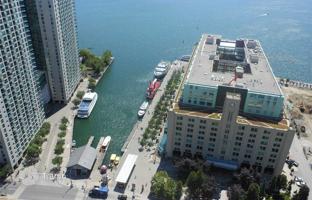 4-bedroom apartment in York Street for C$908,000