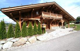 Three-level chalet with a large garden in Megeve, Alps, France. Price on request