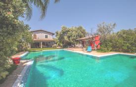 Elegant villa with a swimming pool, surrounded by a lush garden, Floridia, Sicily, Italy for 600,000 €