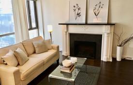 Apartment – Scollard Street, Old Toronto, Toronto,  Ontario,   Canada for C$868,000