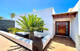 Villa – Lanzarote, Canary Islands, Spain for 2,700 € per week