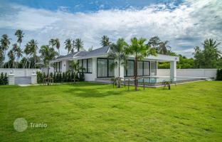 5-bedroom villa 450 m² in Pattaya for $595,000