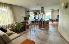 Lovely house for rent for 372,000 €