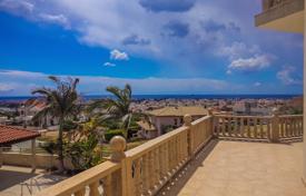Villa in Limassol with 8 bedrooms, Germasogeia for 2,500,000 €