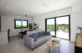 Top floor apartment with private solarium in Lo Romero Golf, Pilar de la Horadada for 255,000 €