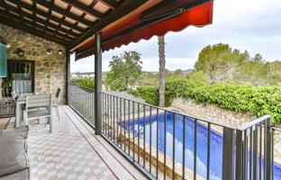 5-bedroom townhouse 423 m² in Sant Pere de Ribes for 1,200,000 €