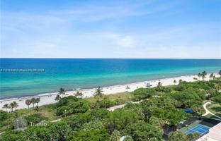 2-bedroom apartments in condo 146 m² in South Ocean Drive for $639,000