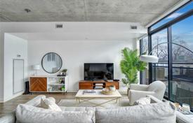 Apartment – Dundas Street West, Toronto, Ontario,  Canada for C$720,000