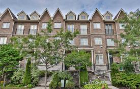 Terraced house – Etobicoke, Toronto, Ontario,  Canada for C$1,038,000