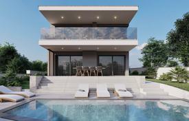 ISTRIA, MEDULIN — Modern villa near the beach surrounded by greenery for 810,000 €