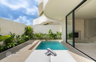 1-bedroom villa 76 m² in Tumbak Bayuh for $175,000