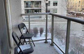 Apartment – Lansdowne Avenue, Old Toronto, Toronto,  Ontario,   Canada for C$680,000
