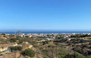 Land plot 649 m² in Germasogeia for 400,000 €