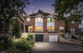 Terraced house – North York, Toronto, Ontario,  Canada for C$1,884,000