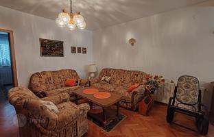 8-bedroom house 300 m² in Malinska for 600,000 €