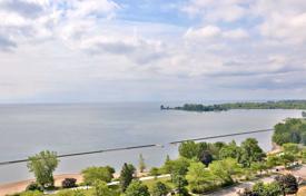 2-bedrooms apartment in Lake Shore Boulevard West, Canada for C$693,000