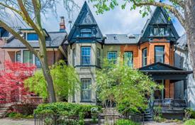 Terraced house – Macpherson Avenue, Old Toronto, Toronto,  Ontario,   Canada for C$2,223,000