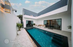3-bedroom villa 210 m² in Pattaya for $295,000