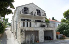 Townhome – Splitska, Split-Dalmatia County, Croatia for 330,000 €