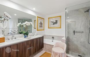 2-bedroom apartments in condo 109 m² in Edgewater (Florida) for $890,000