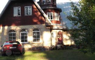 4-room villa 300 m² in Melluzi for 210,000 €