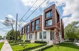 Terraced house – Bayview Avenue, Toronto, Ontario,  Canada for C$1,923,000