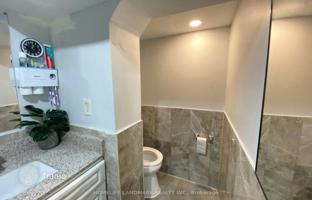 8-bedroom townhouse in Scarborough for C$1,305,000