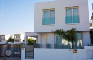 3-bedroom cottage 190 m² in Egkomi for 550,000 €
