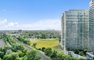 3-bedroom apartment in Etobicoke for C$704,000