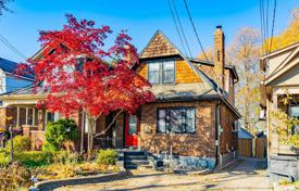 Townhome – East York, Toronto, Ontario,  Canada for C$1,453,000