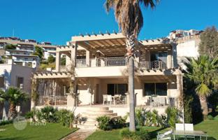 Spacious villa with sea views in a complex with a private beach, Bodrum, Turkiye for 159,644,000 TRY