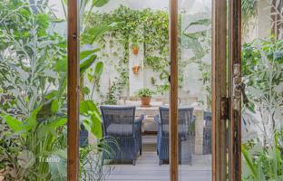 3-bedroom apartment 183 m² in Barcelona for 1,400,000 €