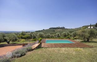 14-bedroom mansion in Monsummano Terme. Price on request