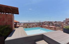 Exclusive penthouse with a private pool in Sarria Sant Gervasi, Barcelona, Spain for 1,050,000 €
