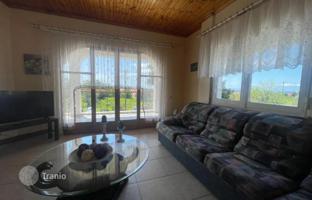 6-bedroom house 250 m² in Nea Kallikratia for 550,000 €