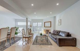 9-bedroom house in North York for C$2,284,000