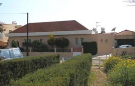Luxury 4 Bedroom Villa, Residential Area — Universal for 800,000 €