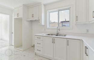 9-bedroom townhouse in East York for C$1,281,000