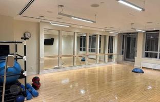 2-bedroom apartment in Yonge Street for C$948,000