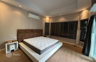 3-bedroom villa 280 m² in Pattaya for $581,000