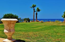 Beautiful villa with a large garden and a swimming pool on the first sea line, Protaras, Cyprus for 4,400 € per week