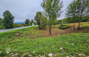 Land plot 10,940 m² in Karlovac County for 1,200,000 €