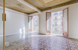 2-bedroom apartment 99 m² in Barcelona for 849,000 €